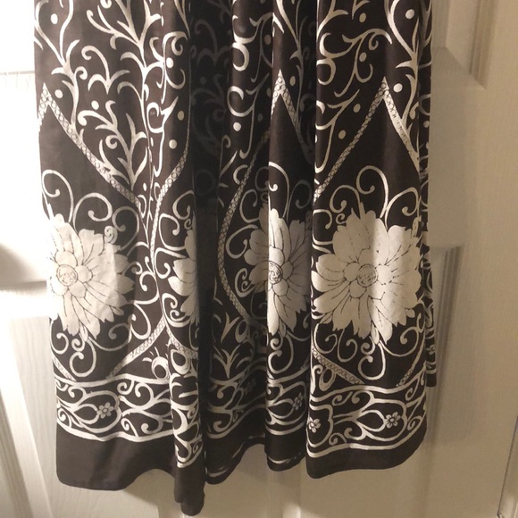 Brown and white summer dress - Picture 3 of 4